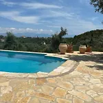 Apartman Haus Mit Pool Im Olivenhain
