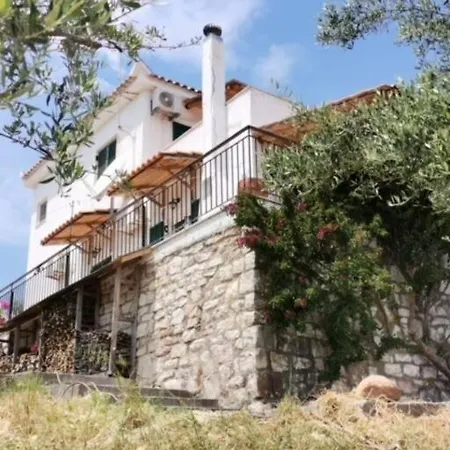 Apartment Haus Mit Pool Im Olivenhain *