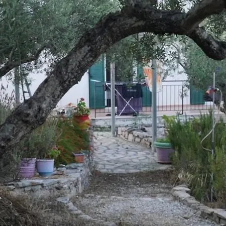 شقة Haus Mit Pool Im Olivenhain *