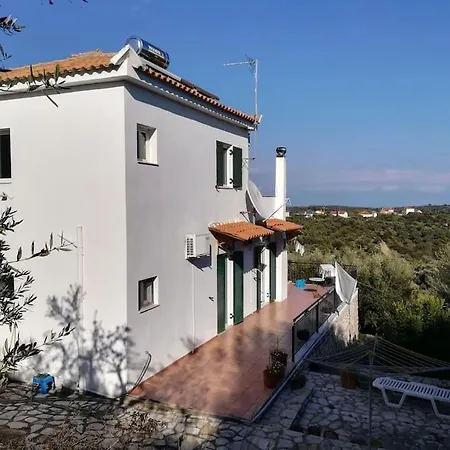 Haus Mit Pool Im Olivenhain *