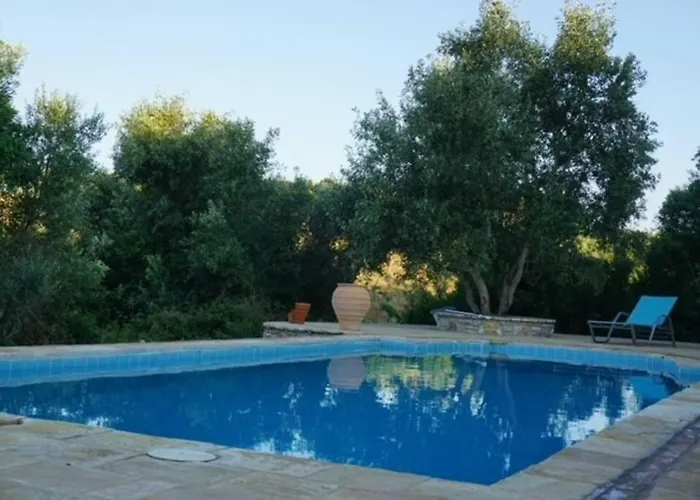 Haus Mit Pool Im Olivenhain *