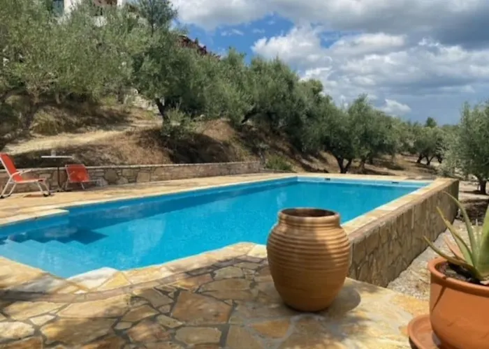 Haus Mit Pool Im Olivenhain