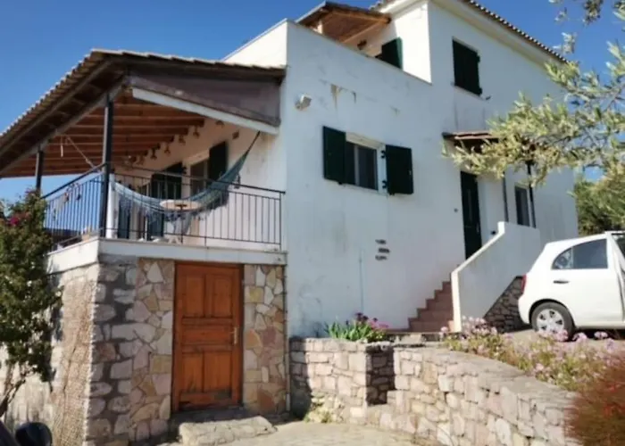 Haus Mit Pool Im Olivenhain