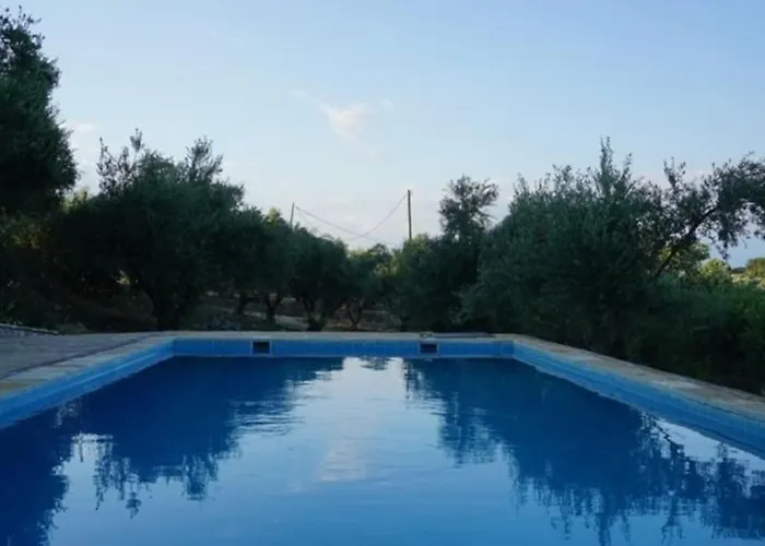 Appartement Haus Mit Pool Im Olivenhain